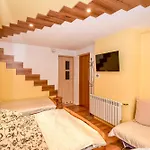 Ciukrowa Sauna & Jacuzzi Bed & Breakfast