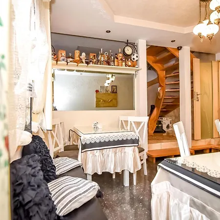 Ciukrowa Sauna & Jacuzzi Bed & Breakfast