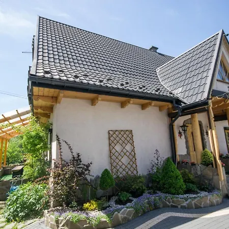 Ciukrowa Chatka Sauna & Jacuzzi
