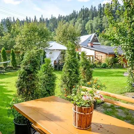 Bed & Breakfast Ciukrowa Sauna & Jacuzzi 3*