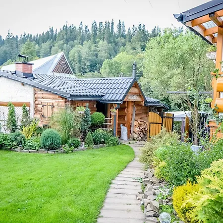 Ciukrowa Chatka Sauna & Jacuzzi * Poronin