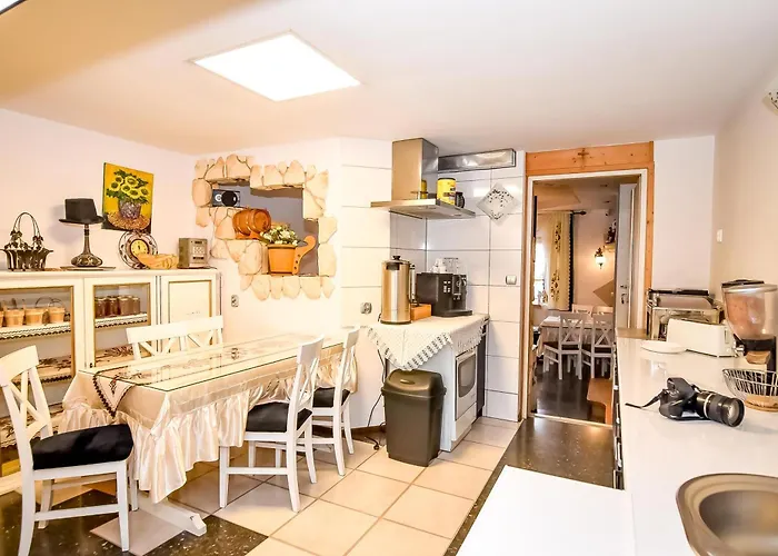 Ciukrowa Sauna & Jacuzzi Bed & Breakfast