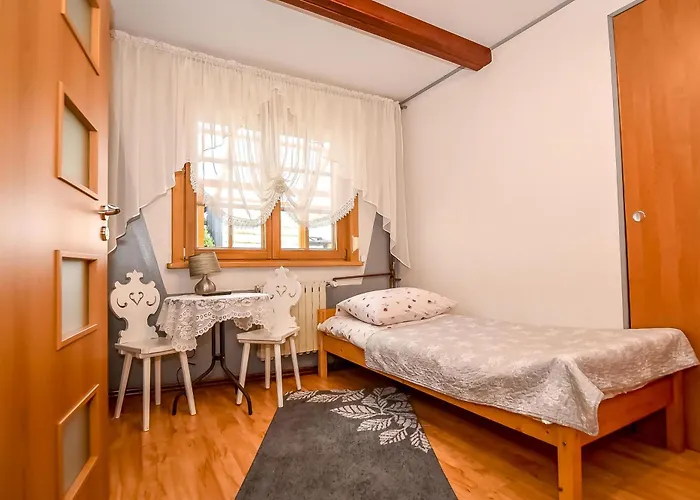 Bed & Breakfast Ciukrowa Sauna & Jacuzzi 3*