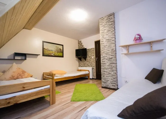 Bed & Breakfast Ciukrowa Sauna & Jacuzzi 3*